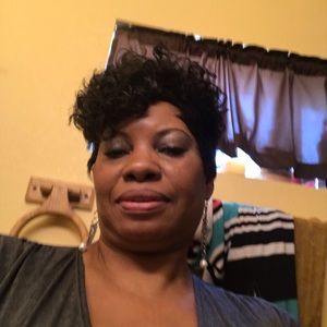 Meet your Posher, Rose